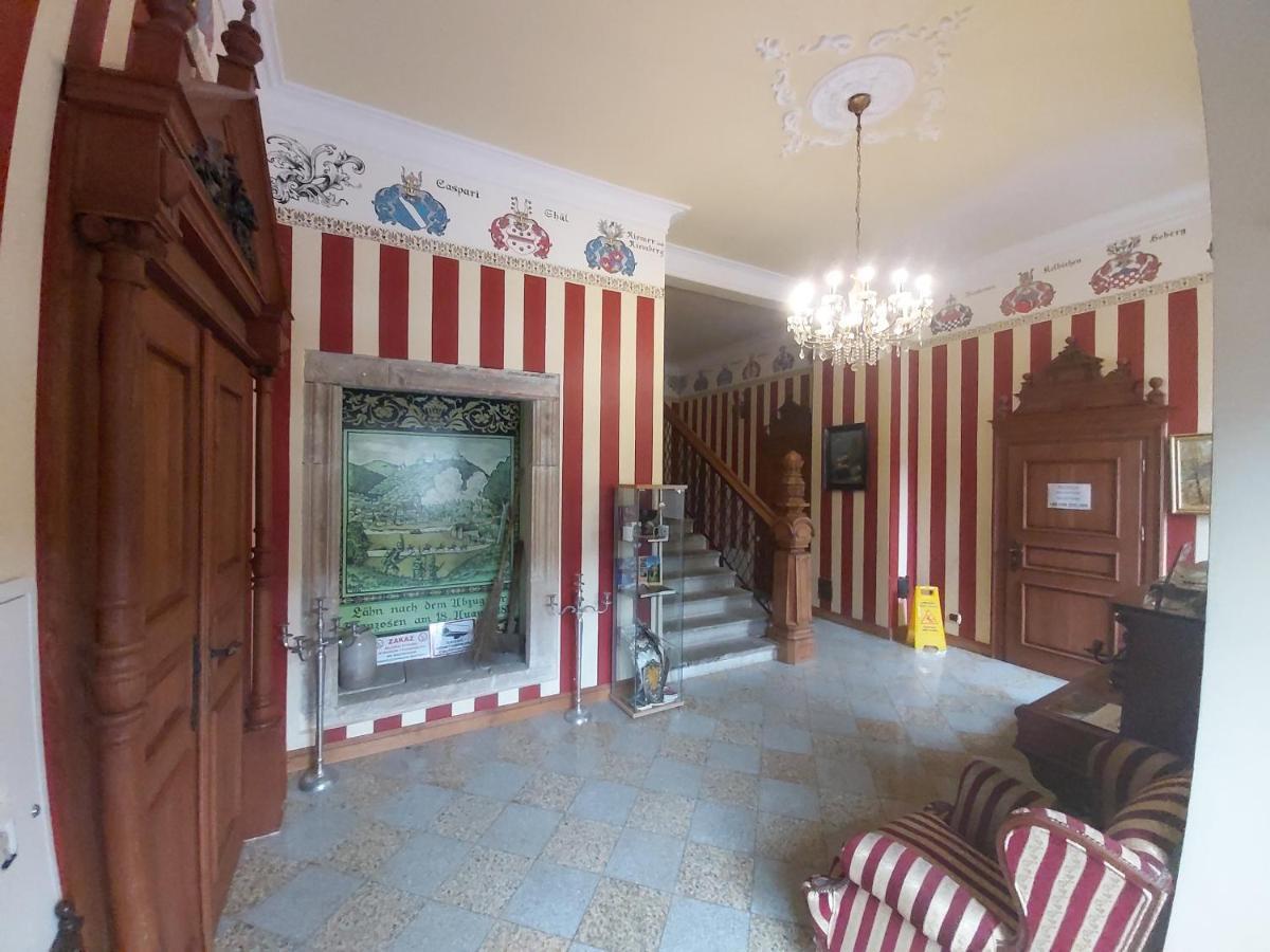 Palac Ksiazecy We Wleniu Exterior foto